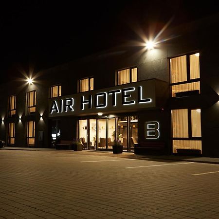 Air Hotel Karmelava Ngoại thất bức ảnh