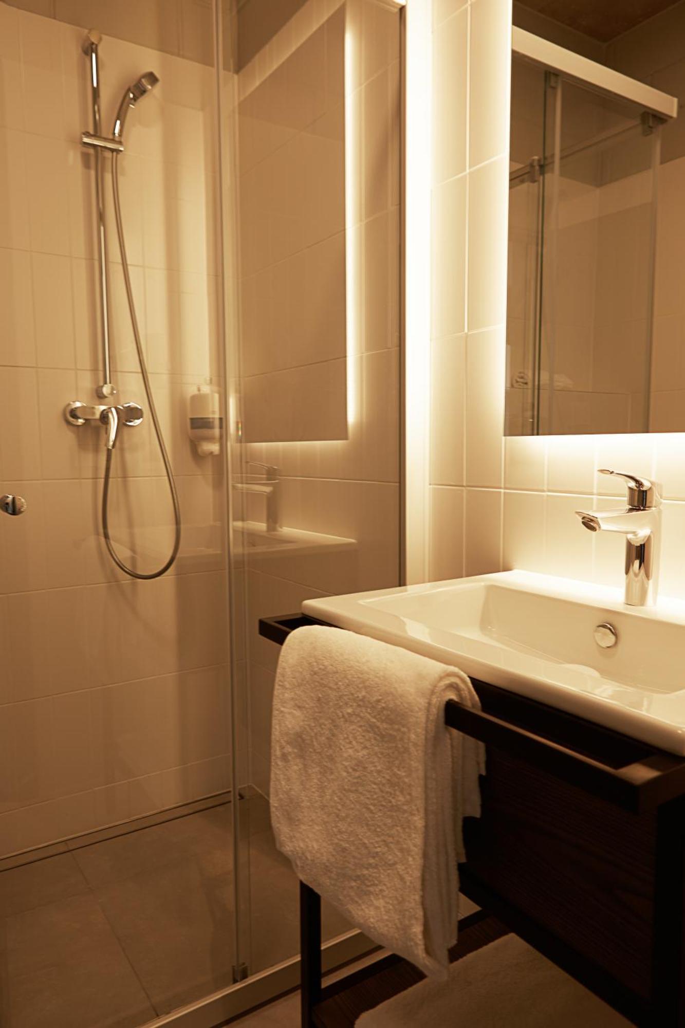 Air Hotel Karmelava Ngoại thất bức ảnh