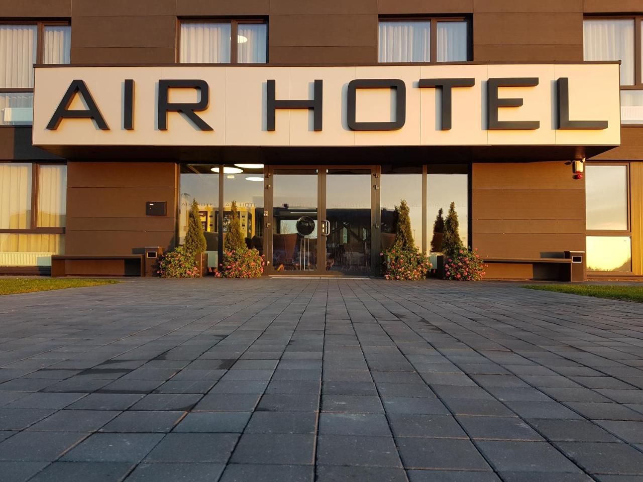 Air Hotel Karmelava Ngoại thất bức ảnh